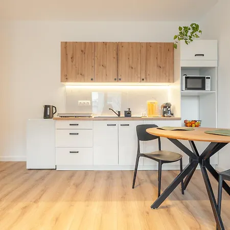 Stylish 1br - Local Market Vibes - Ac - Pool Walk דירה